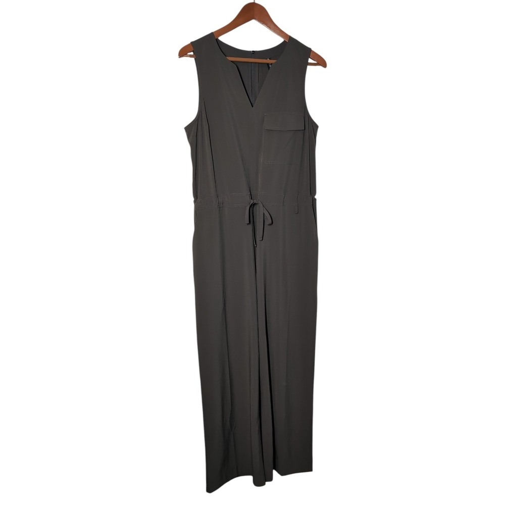 Athleta Topanga Jumpsuit Women M Gorpcore Utility Wide Leg Sleeveless V-Neck - Picture 11 of 11